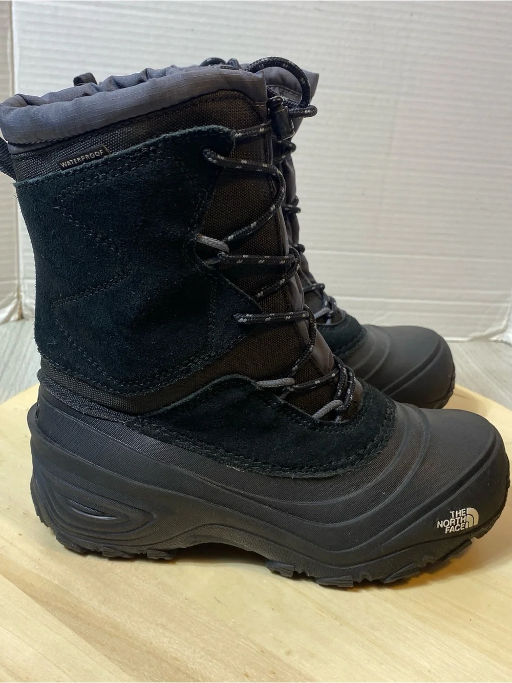 The North Face Waterproof Winter Snow Boots Yout Size US 3 UK 2 EU 35 Black EUC